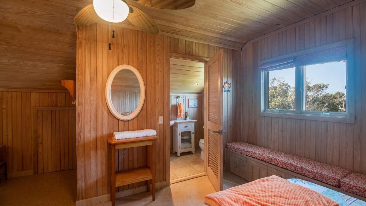 Photo of Bedroom in Hope Town