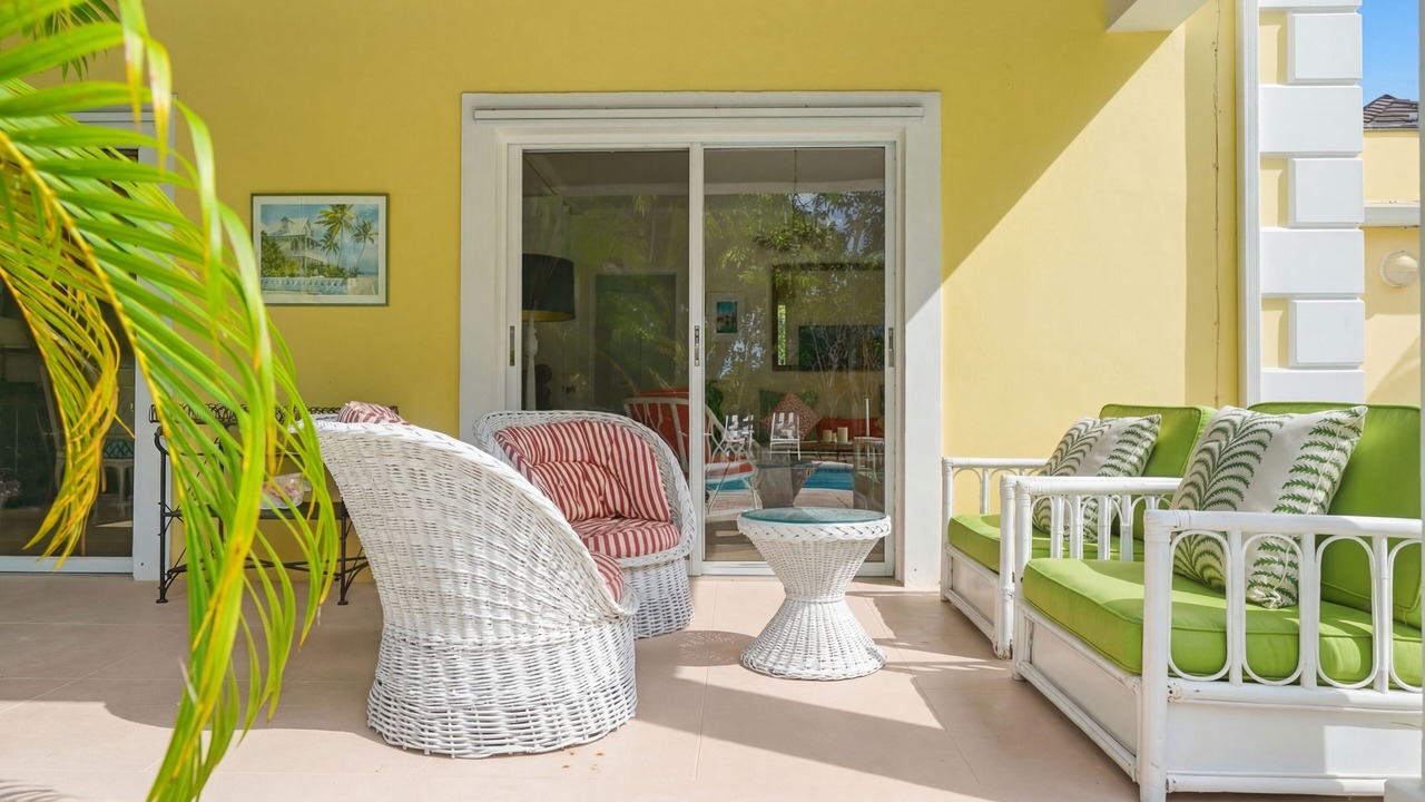 Photo of Patio Balcony in Lyford Cay