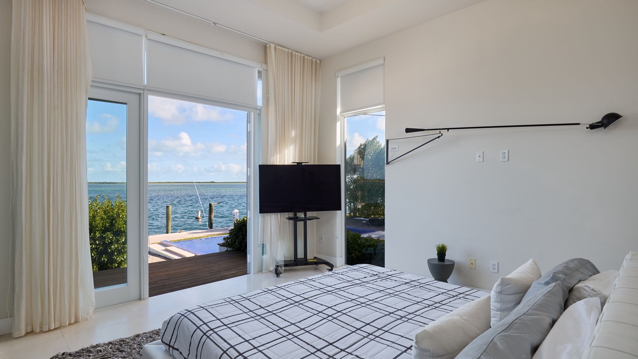 Photo of Bedroom in North Bimini