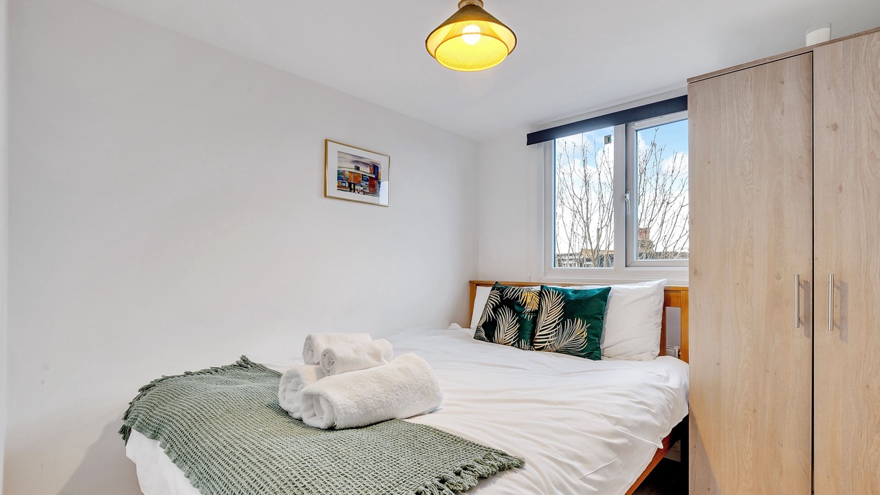 Photo of Bedroom in Bruce Grove