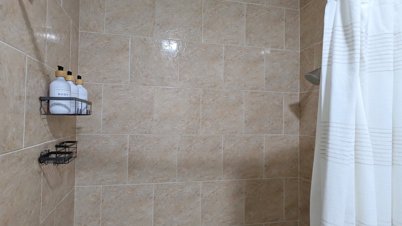 Photo of Bathroom in Dunmore Town
