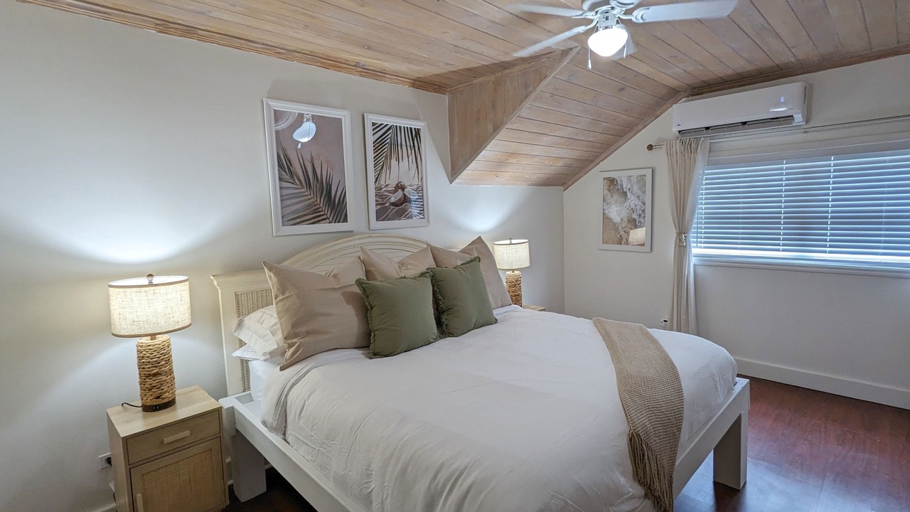 Photo of Bedroom in Dunmore Town
