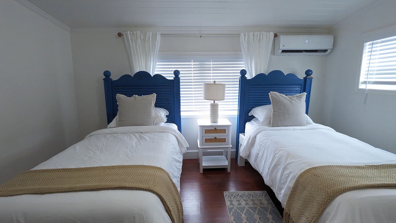 Photo of Bedroom in Dunmore Town
