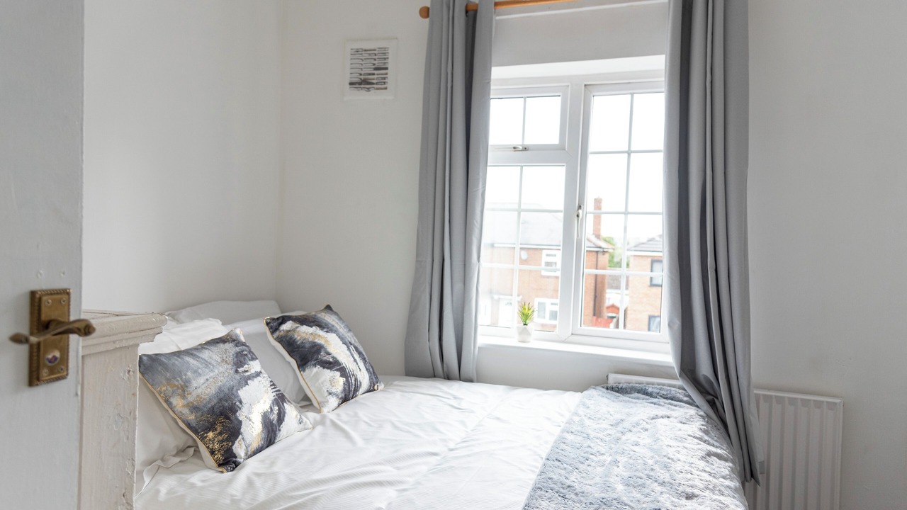 Photo of Bedroom in Luton