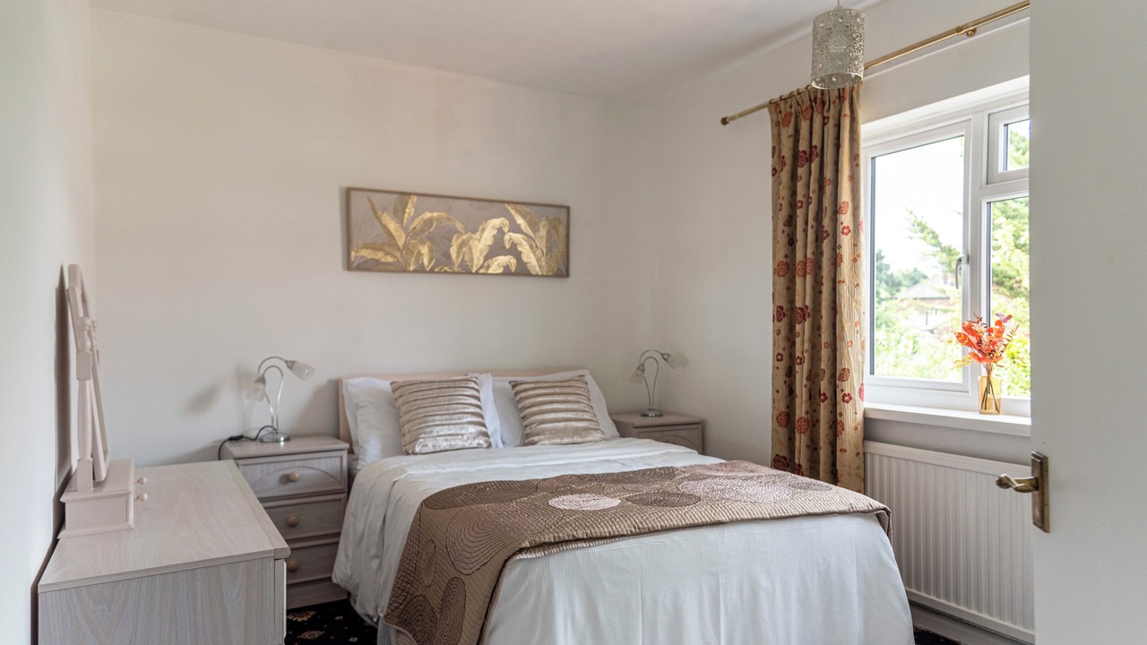 Photo of Bedroom in Luton