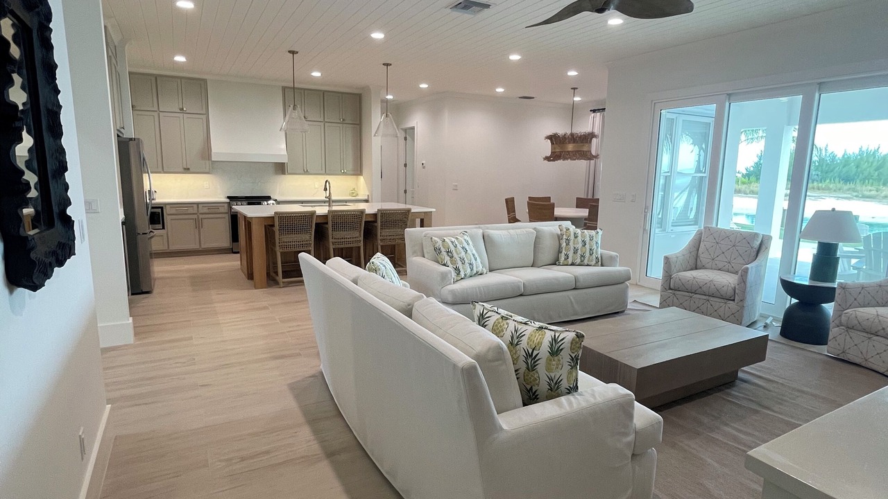 Photo of Livingroom in Treasure Cay
