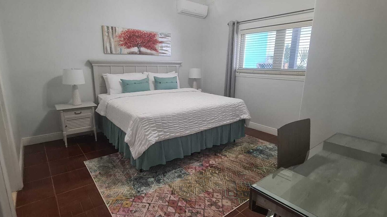 Photo of Bedroom in Nassau
