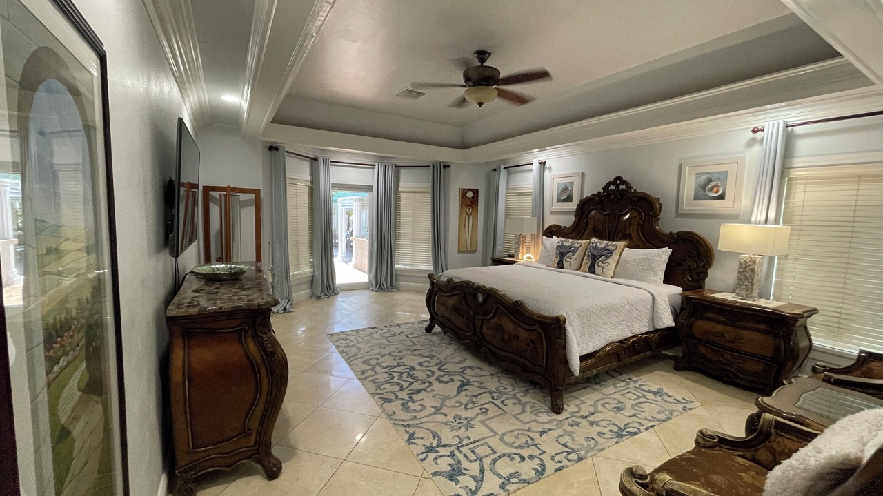 Photo of Bedroom in Nassau
