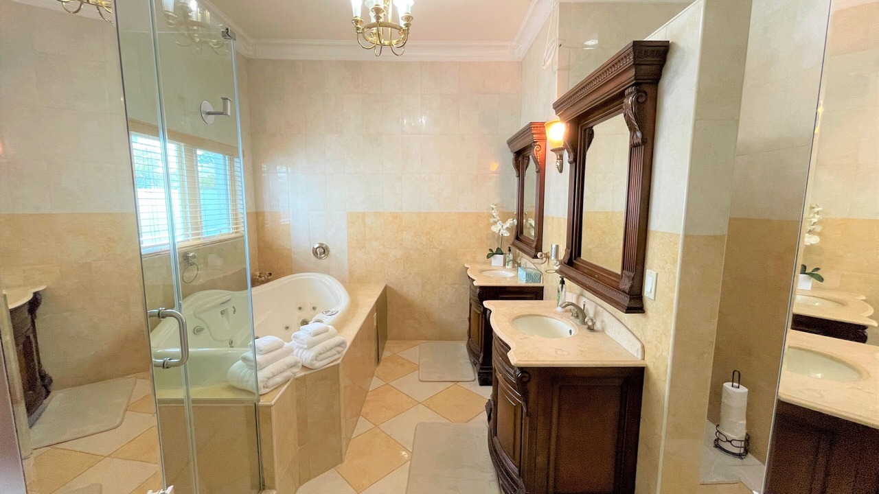 Photo of Bathroom in Nassau