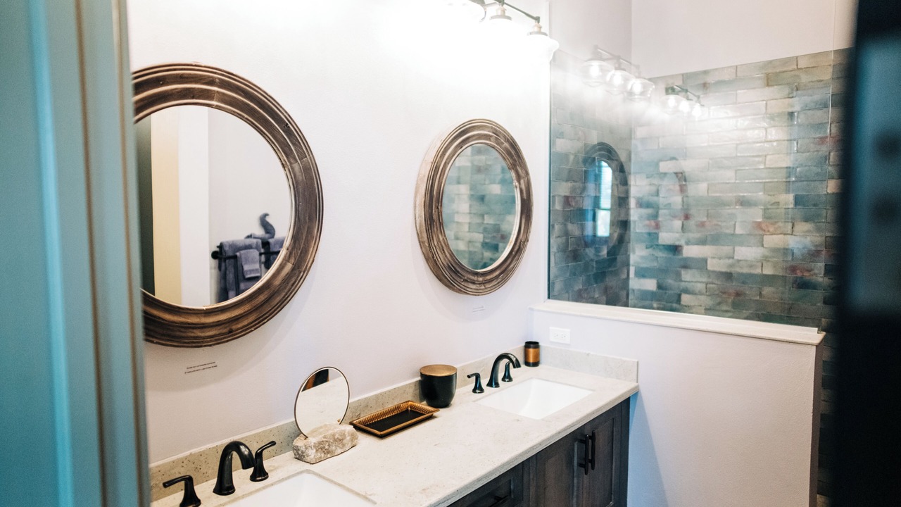 Photo of Bathroom in North Palmetto Point
