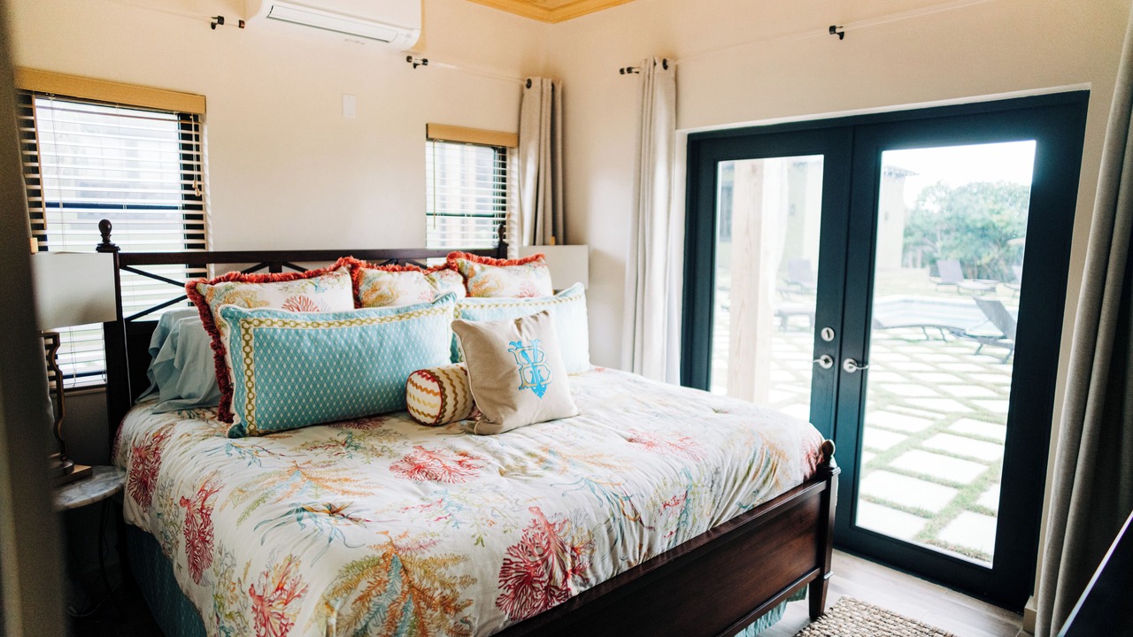 Photo of Others in North Palmetto Point