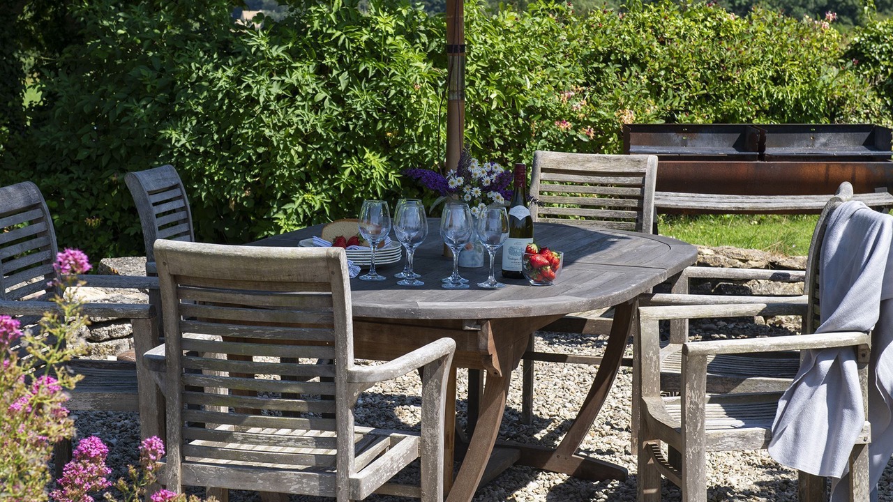 Photo of Outdoor in Dowdeswell