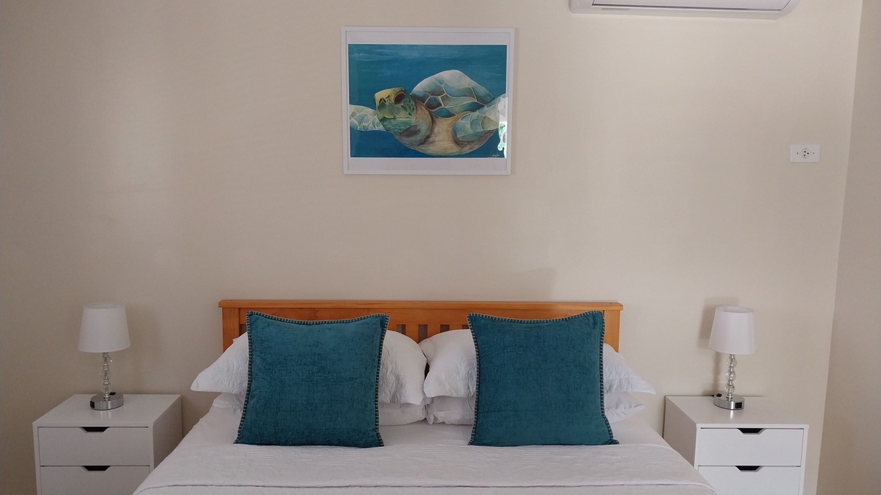 Photo of Bedroom in Staniel Cay