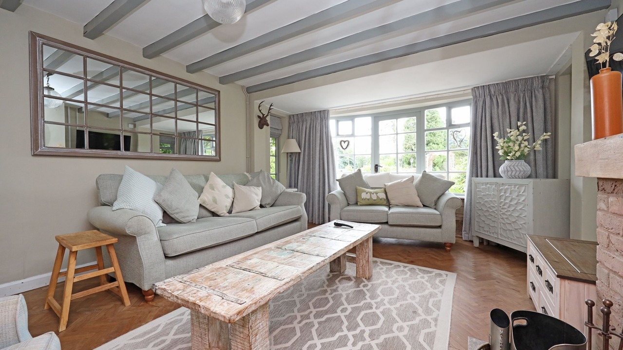 Photo of Livingroom in Forsbrook
