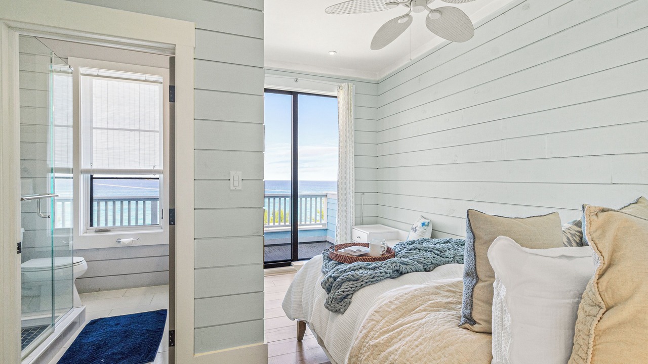 Photo of Bedroom in Rainbow Bay