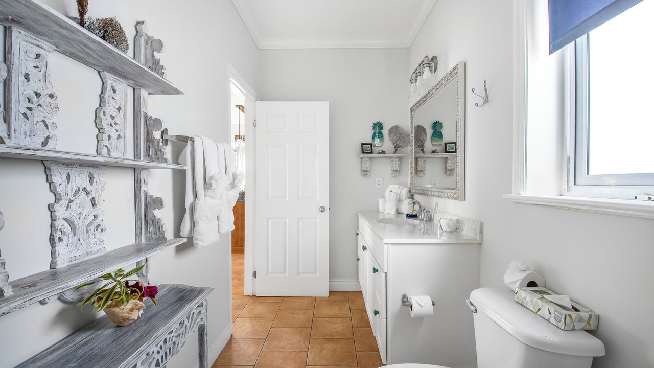 Photo of Bathroom in Governor's Harbour