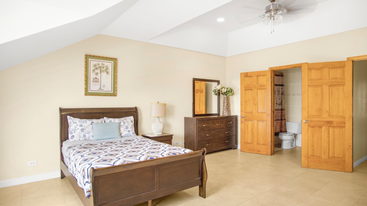 Photo of Bedroom in Gambier