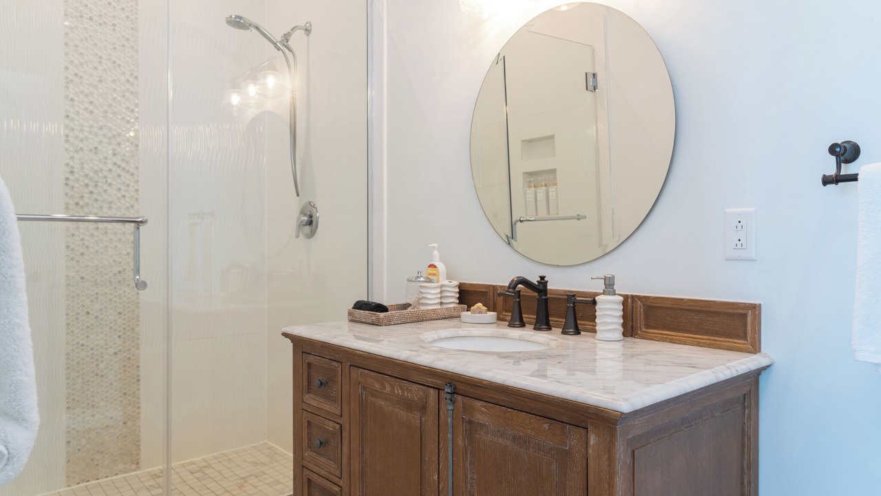Photo of Bathroom in William's Town