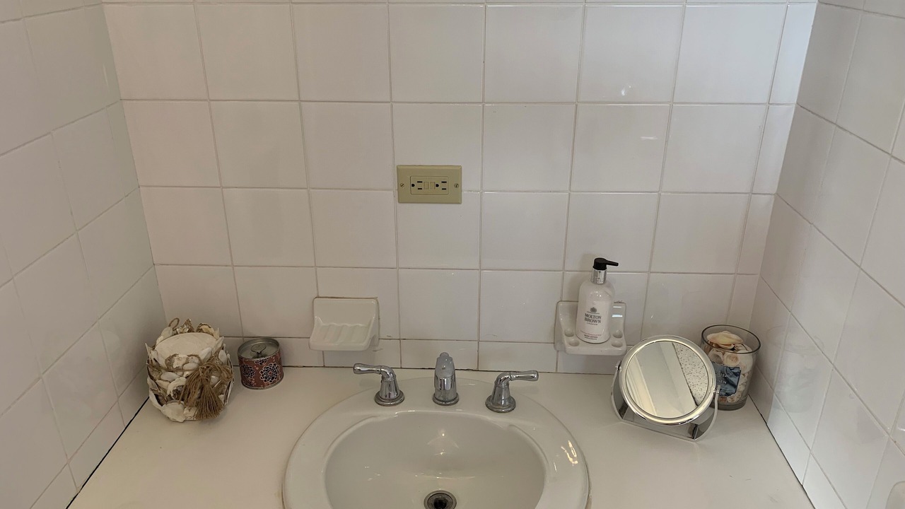 Photo of Bathroom in Nassau