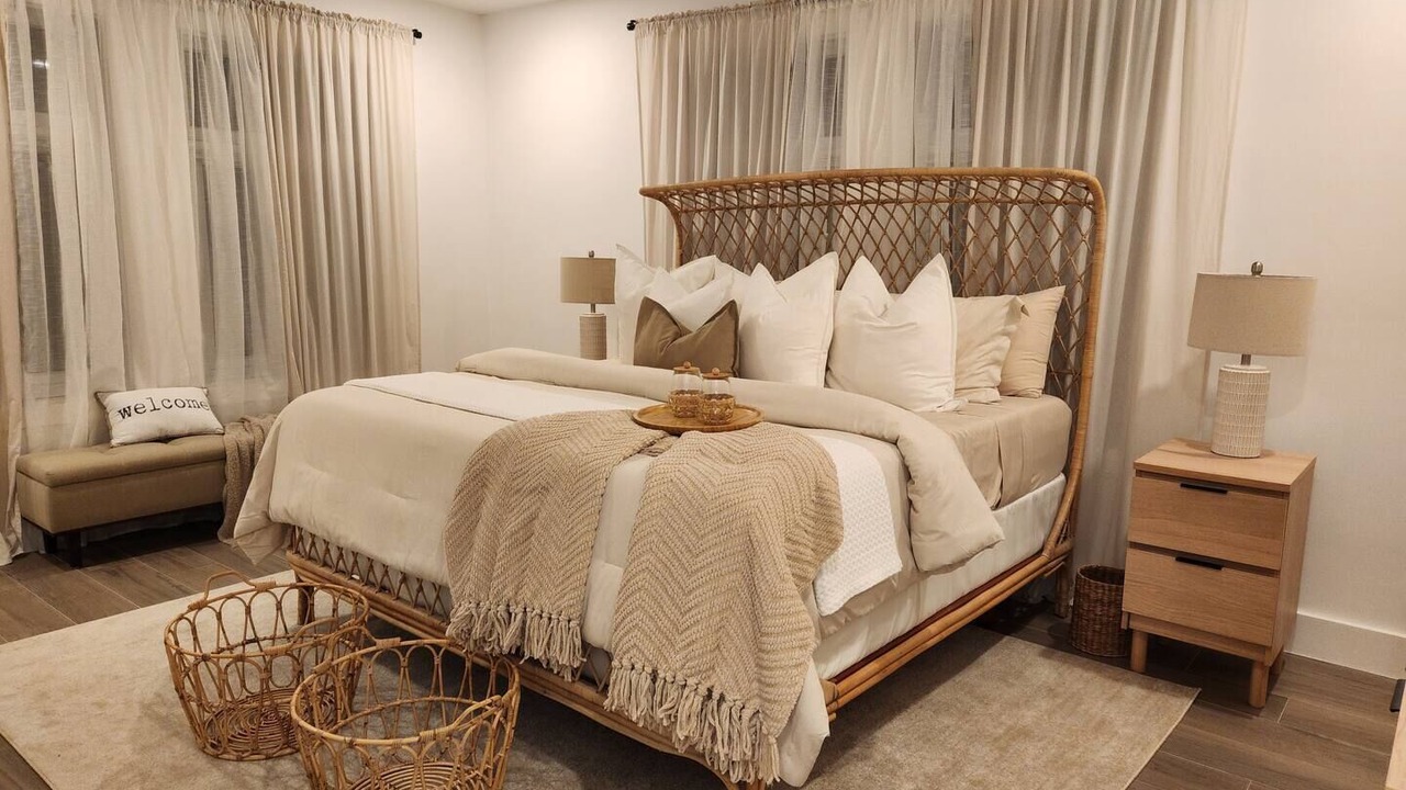 Photo of Bedroom in Bahamia West