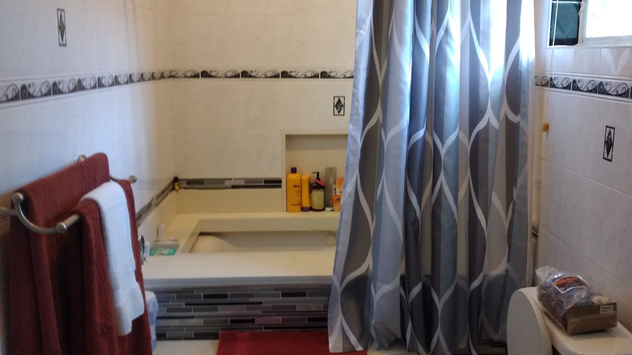 Photo of Bathroom in Coral Harbour