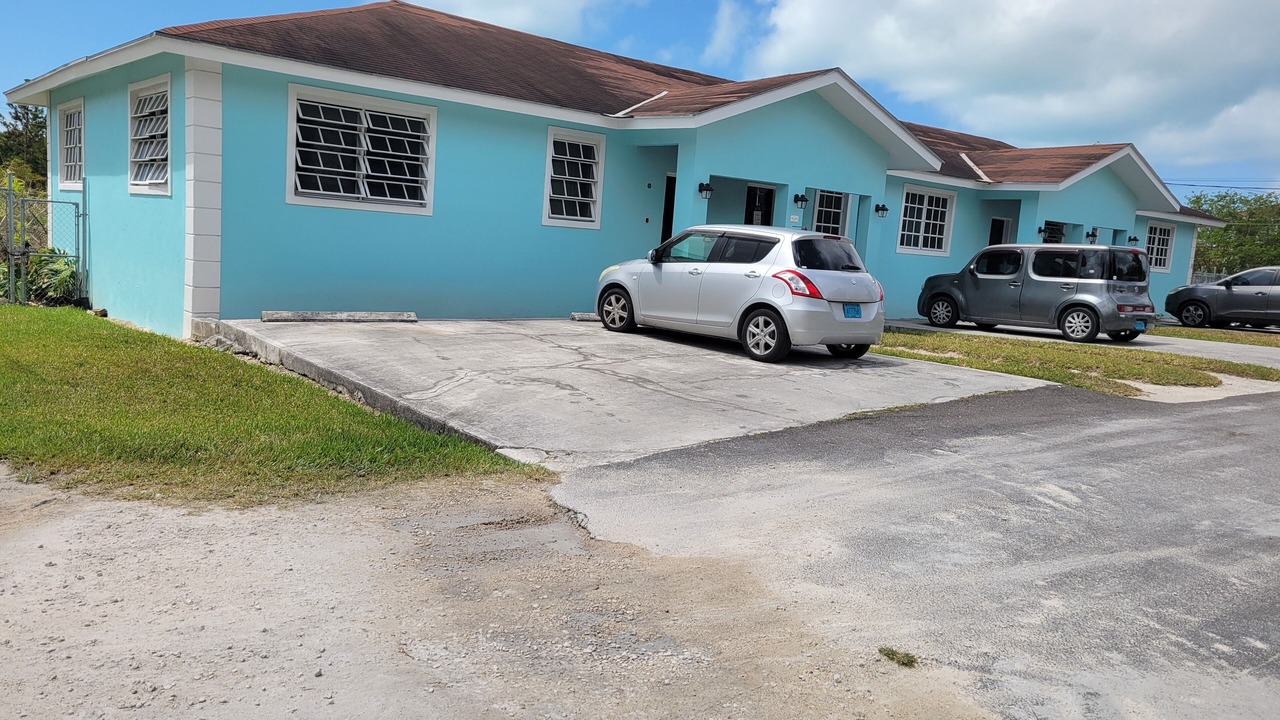 Photo of Outdoor in Coral Harbour