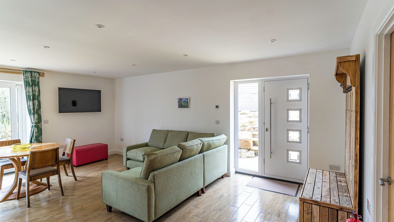 Photo of Livingroom in Farley