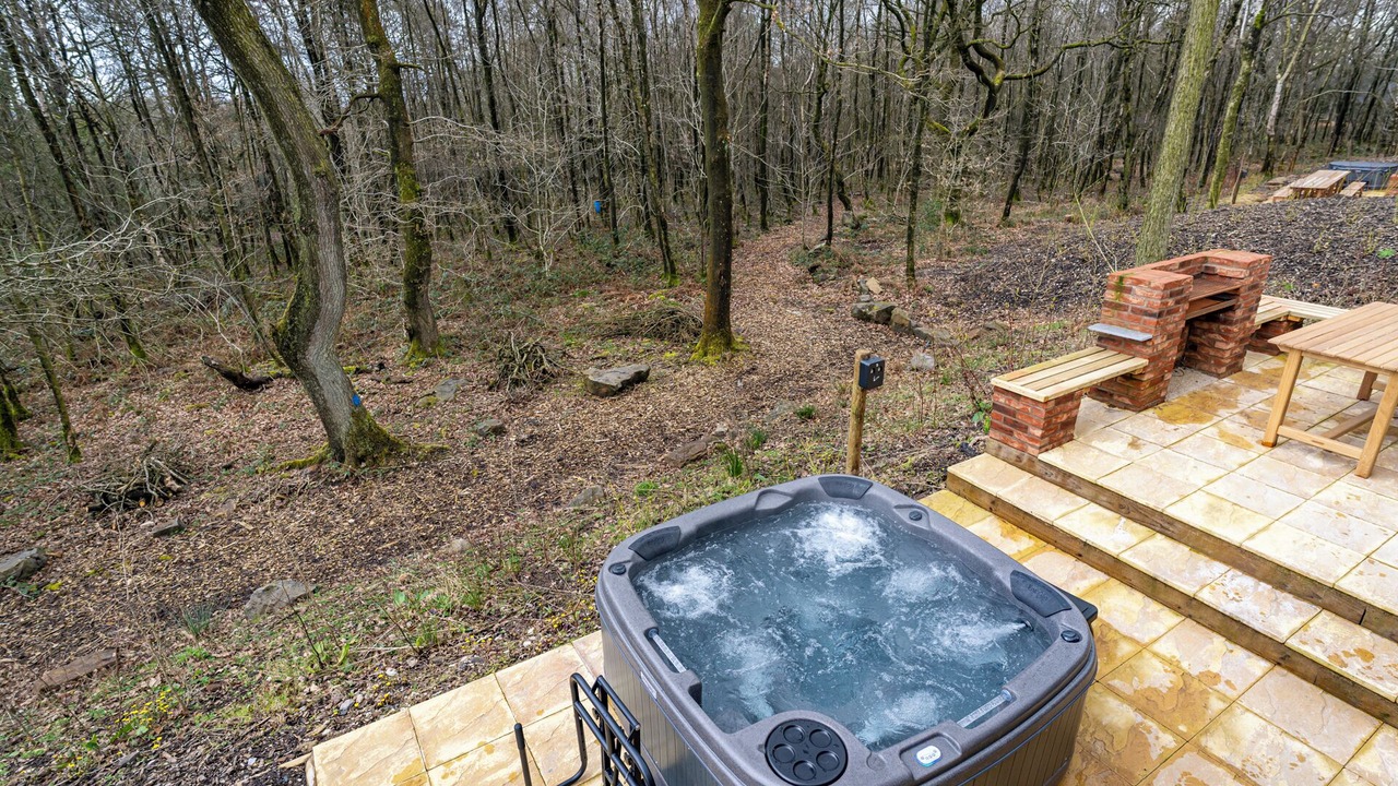 Photo of Outdoor in Farley