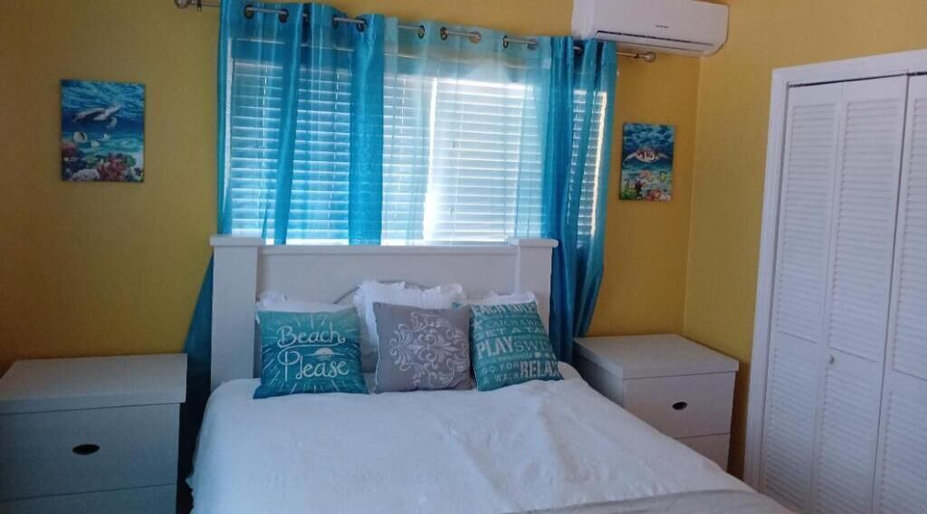 Photo of Bedroom in Farmer's Hill