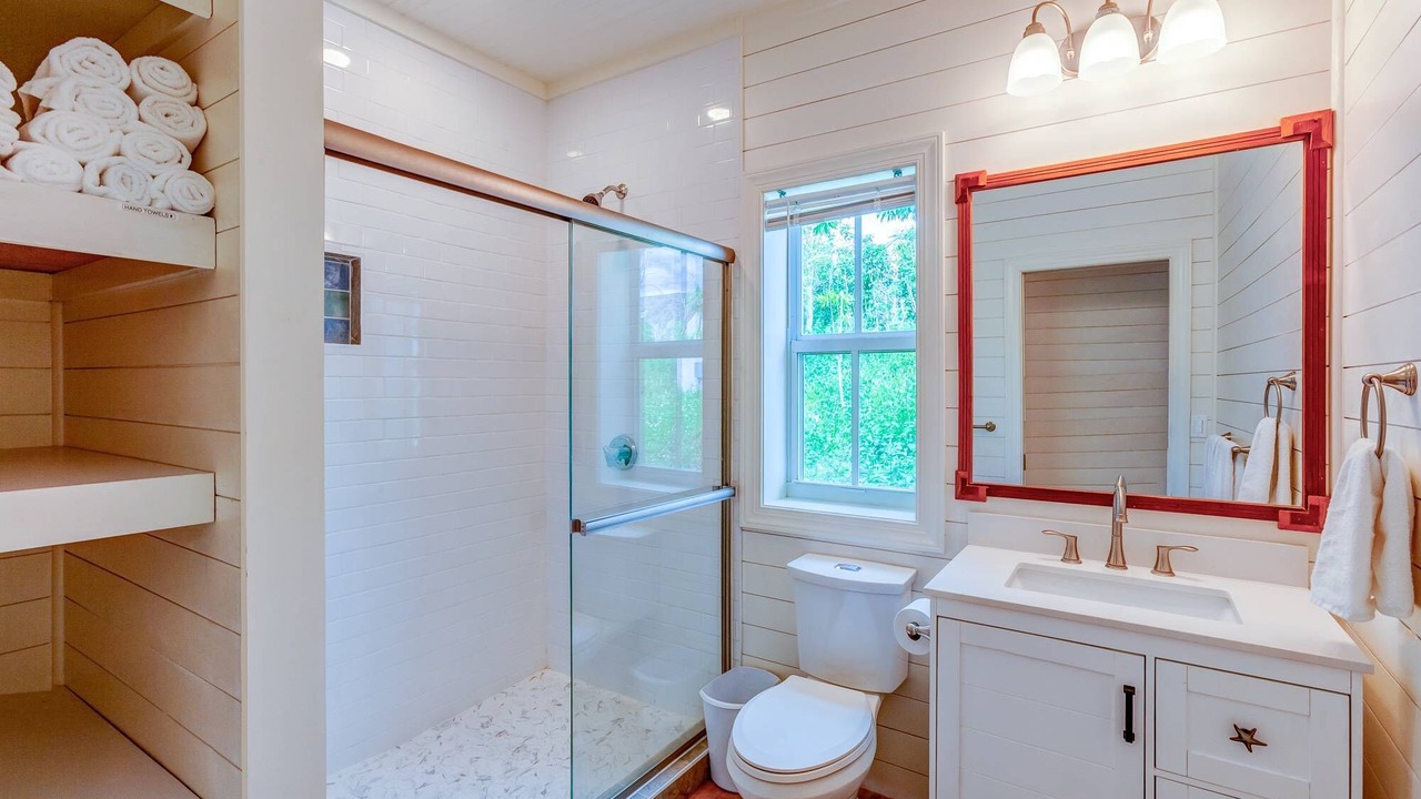 Photo of Bathroom in Hope Town