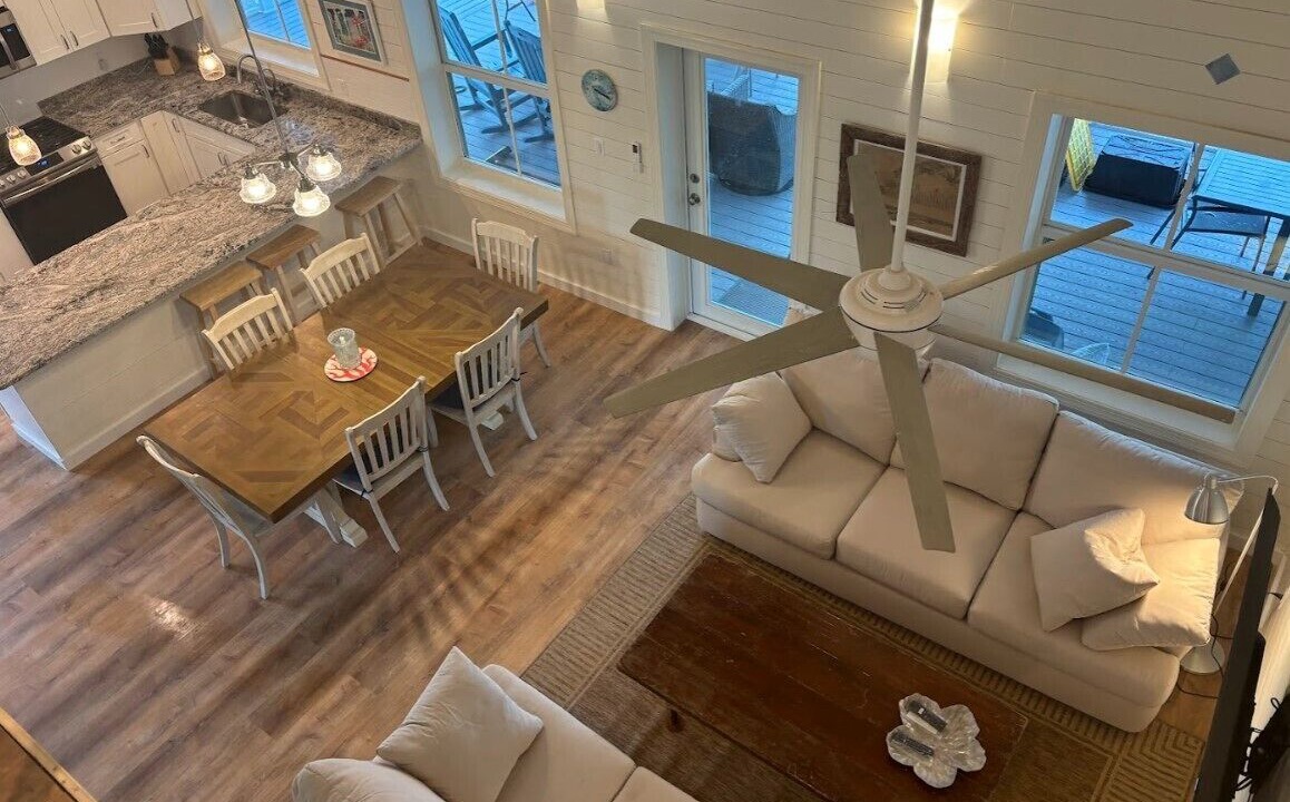 Photo of Patio Balcony in Hope Town