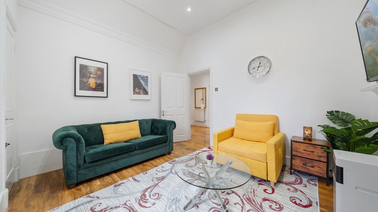 Photo of Livingroom in City of Westminster