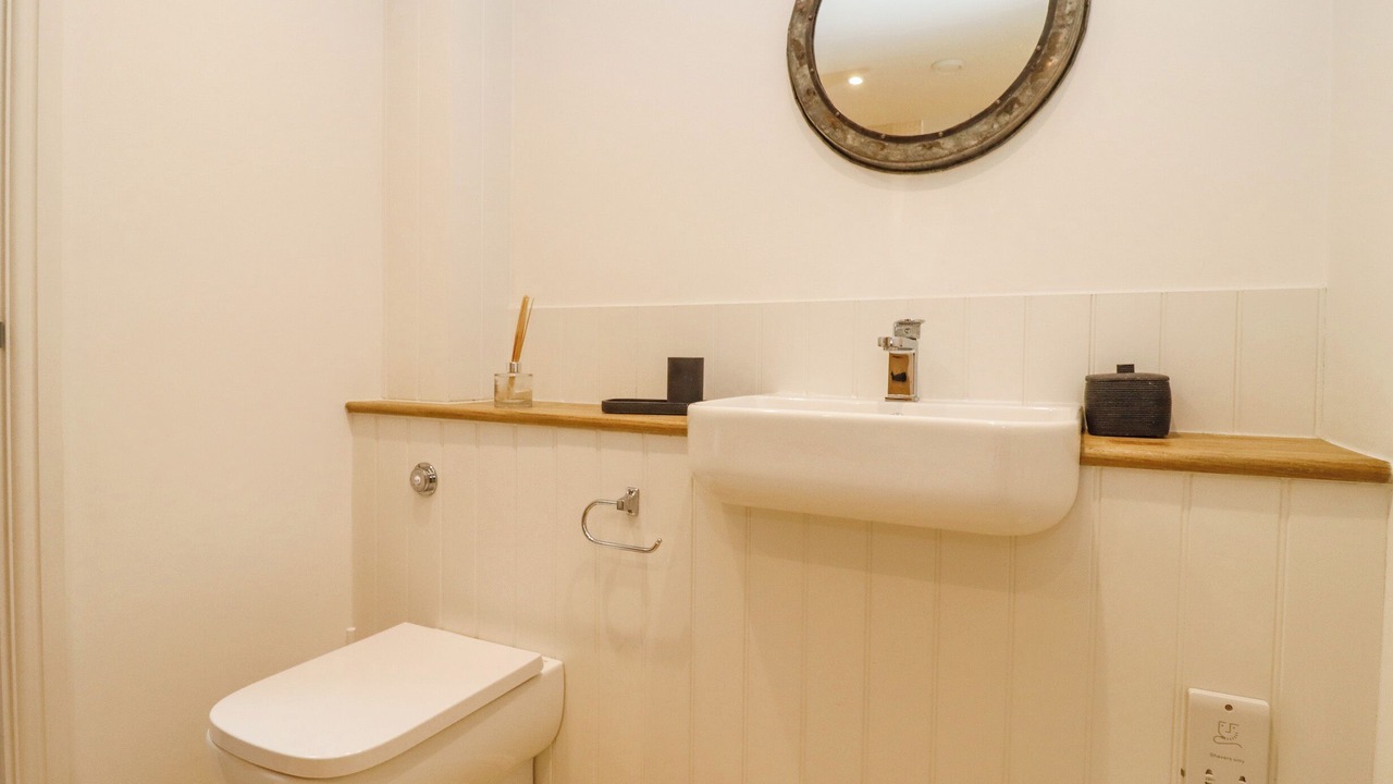 Photo of Bathroom in Northleach
