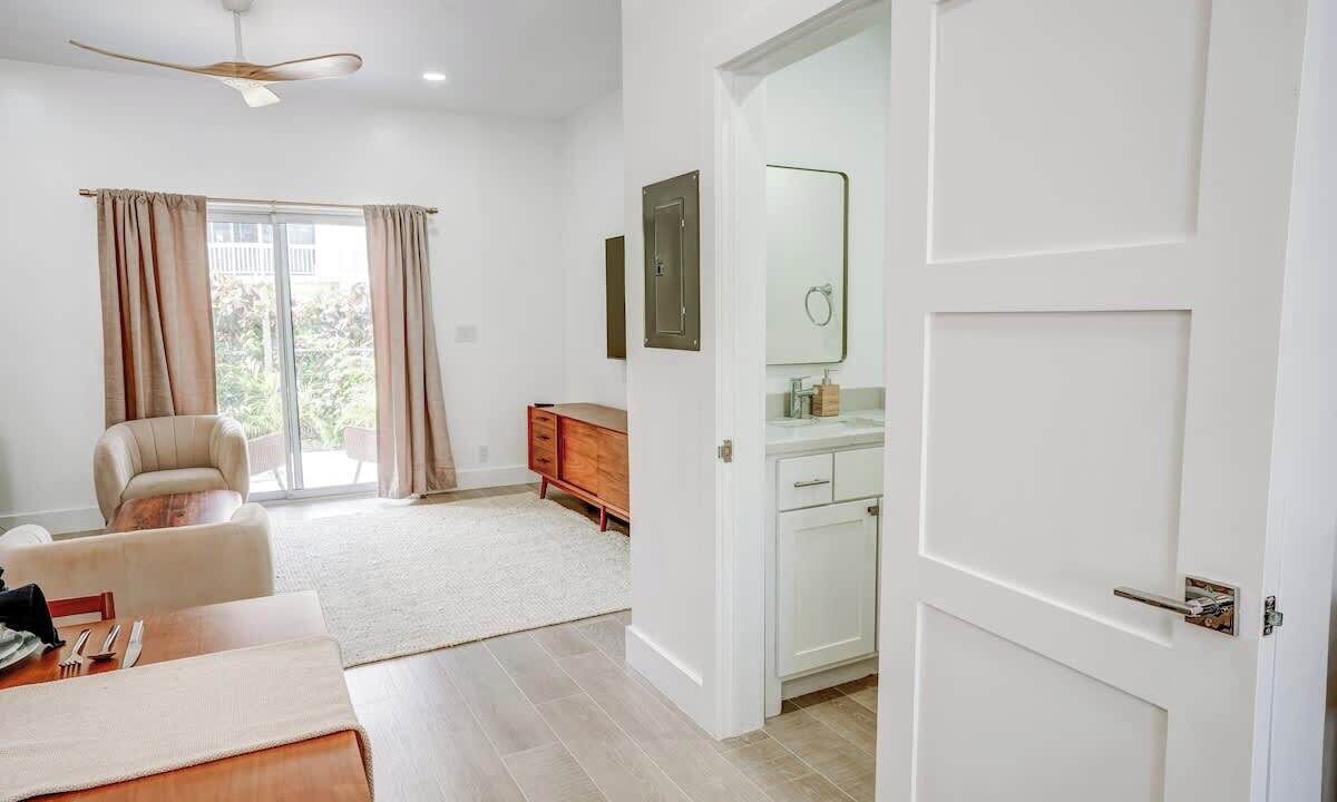 Photo of Livingroom in Nassau