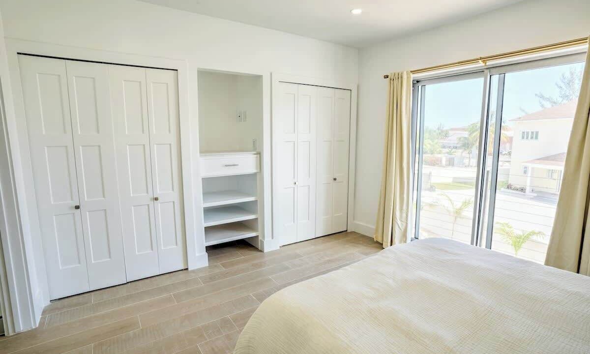 Photo of Bedroom in Nassau