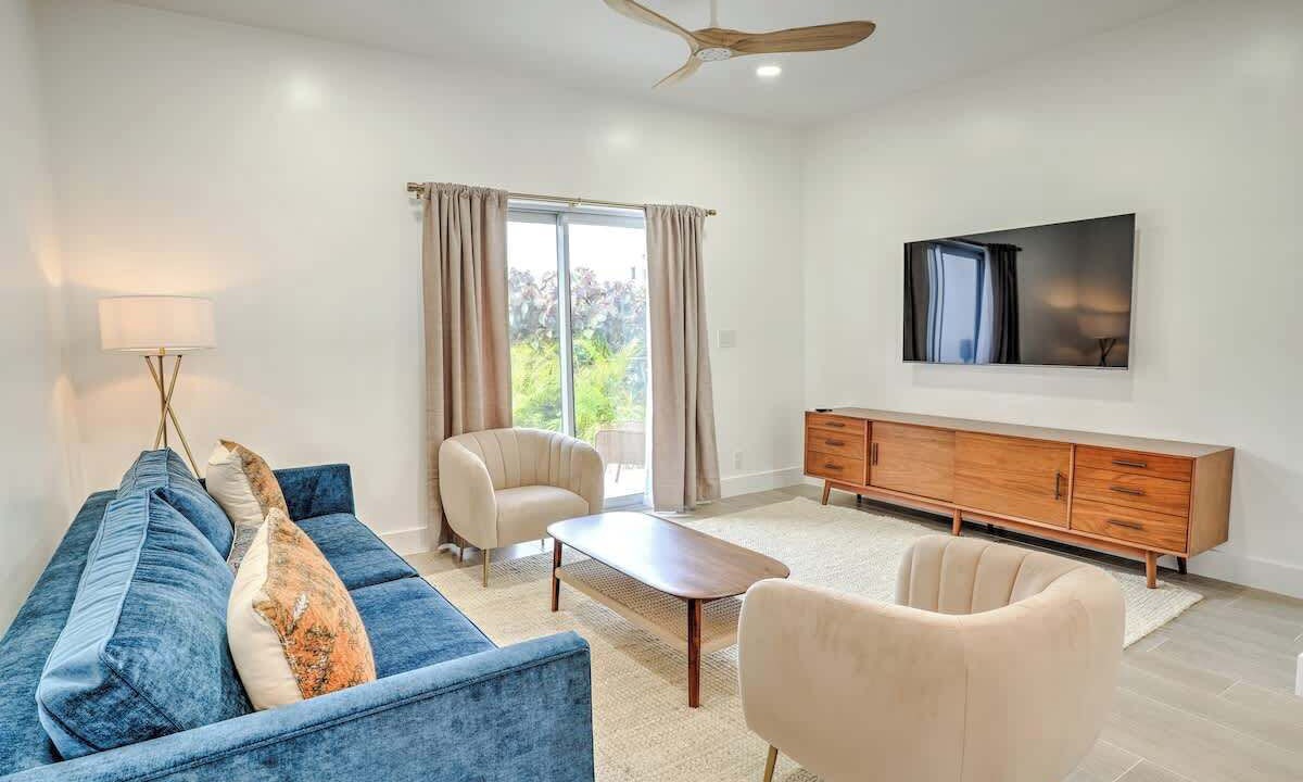 Photo of Livingroom in Nassau