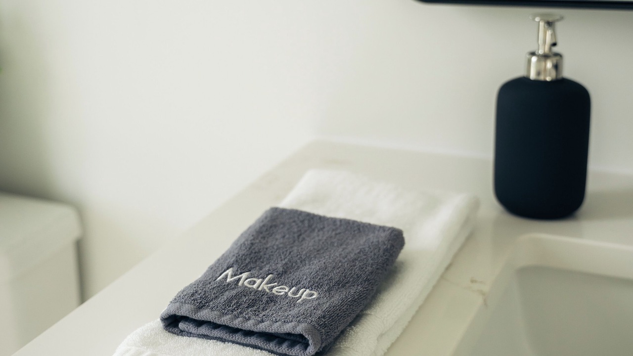 Photo of Bathroom in Rokers Point