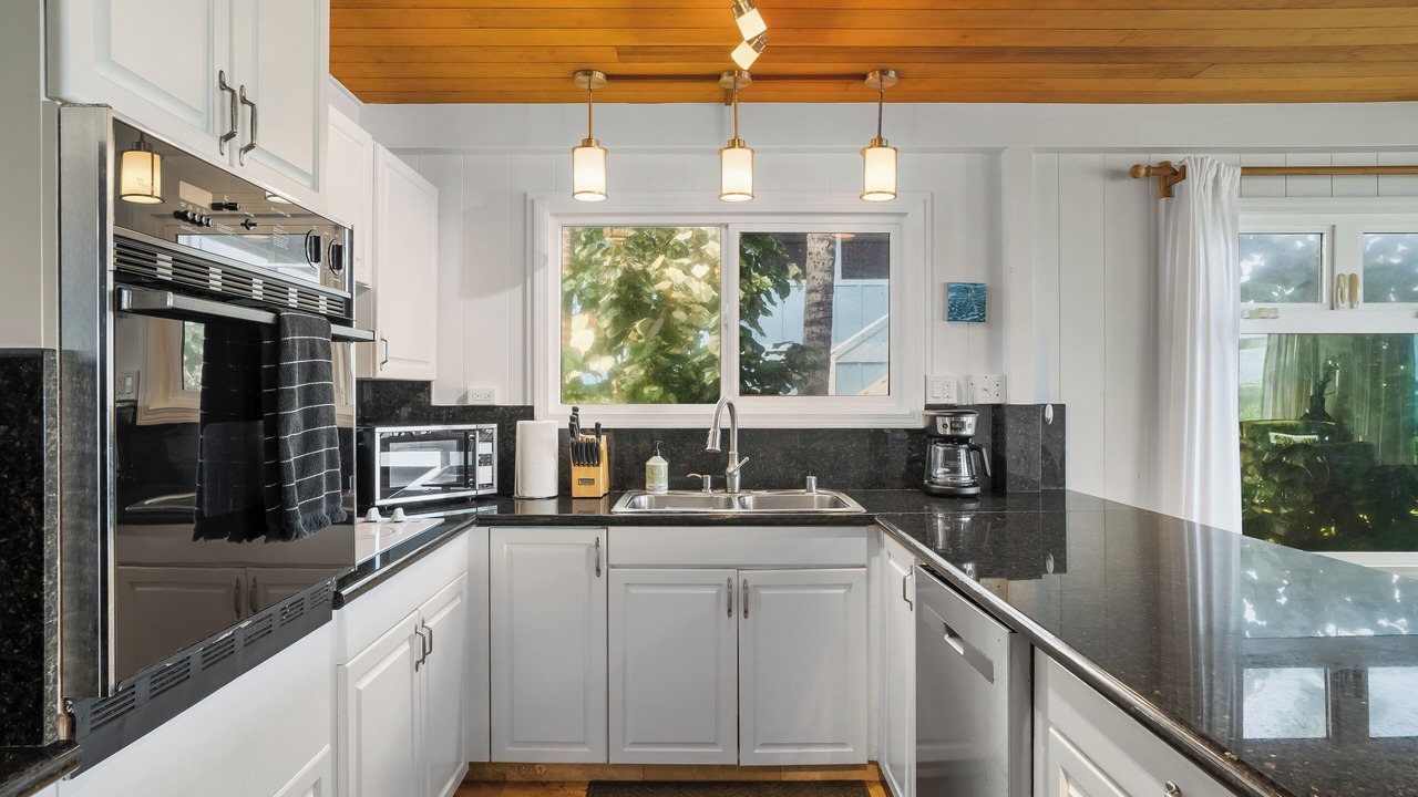 Photo of Kitchen in Anahola