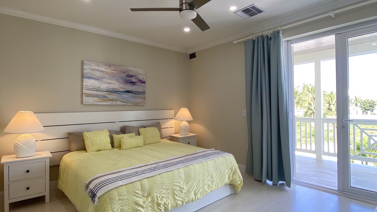 Photo of Bedroom in Palm Cay