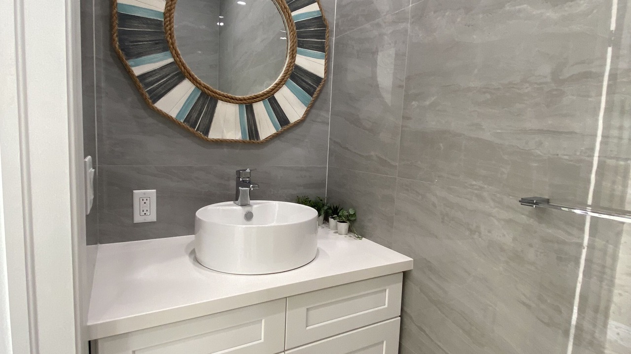 Photo of Bathroom in Palm Cay