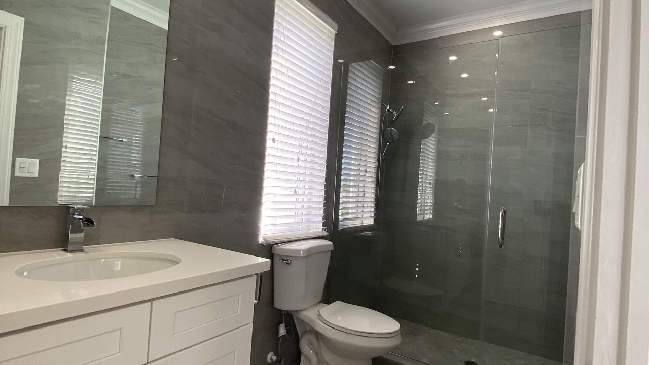 Photo of Bathroom in Palm Cay