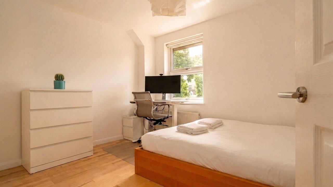 Photo of Bedroom in St. Pancras and Somers Town