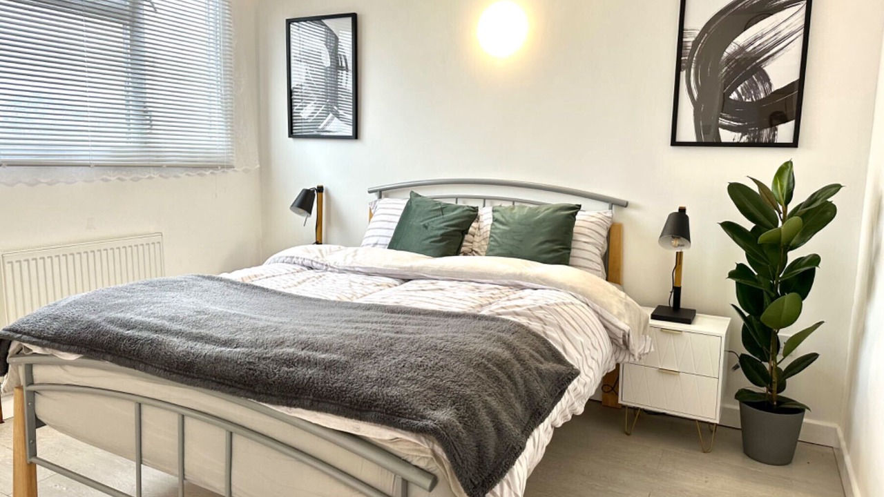 Photo of Bedroom in Bicester