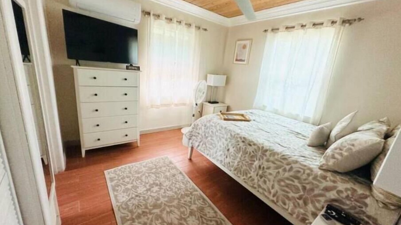 Photo of Bedroom in Savannah Sound