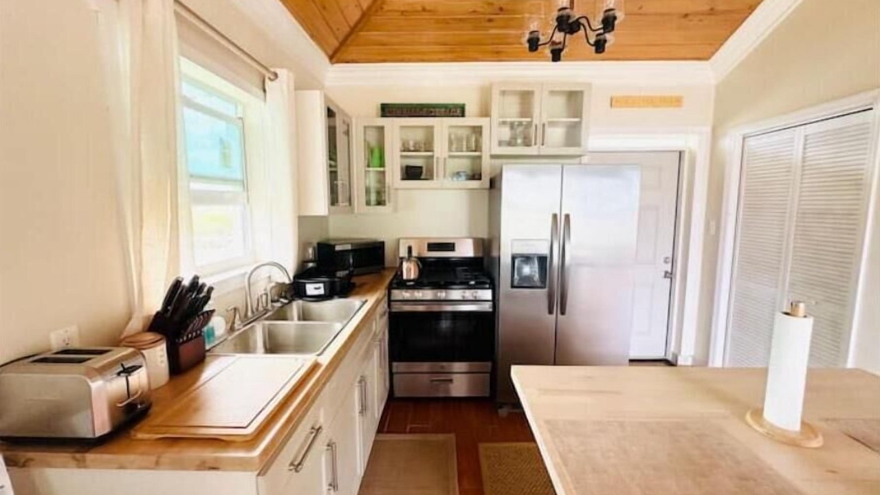Photo of Kitchen in Savannah Sound