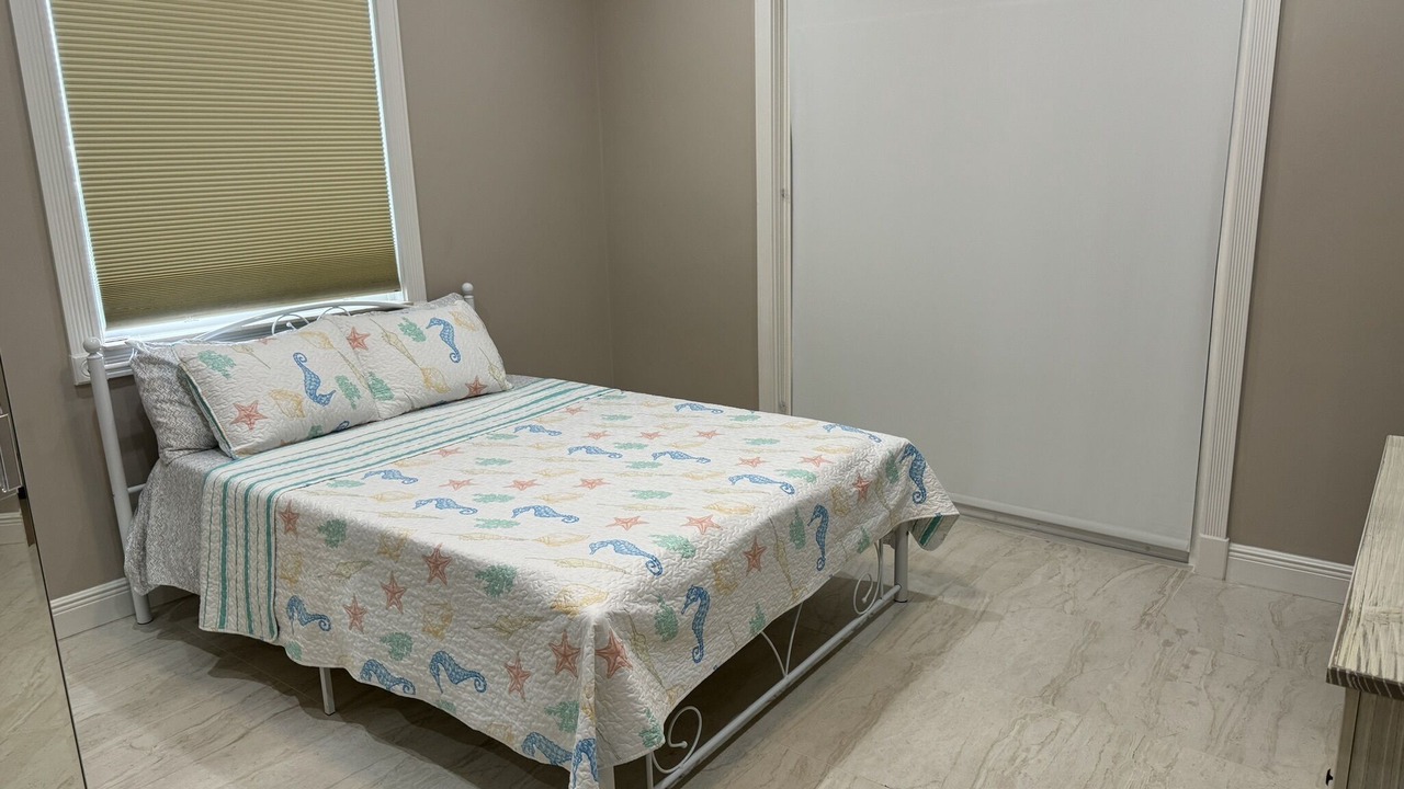 Photo of Bedroom in Lubbers Quarters Cay