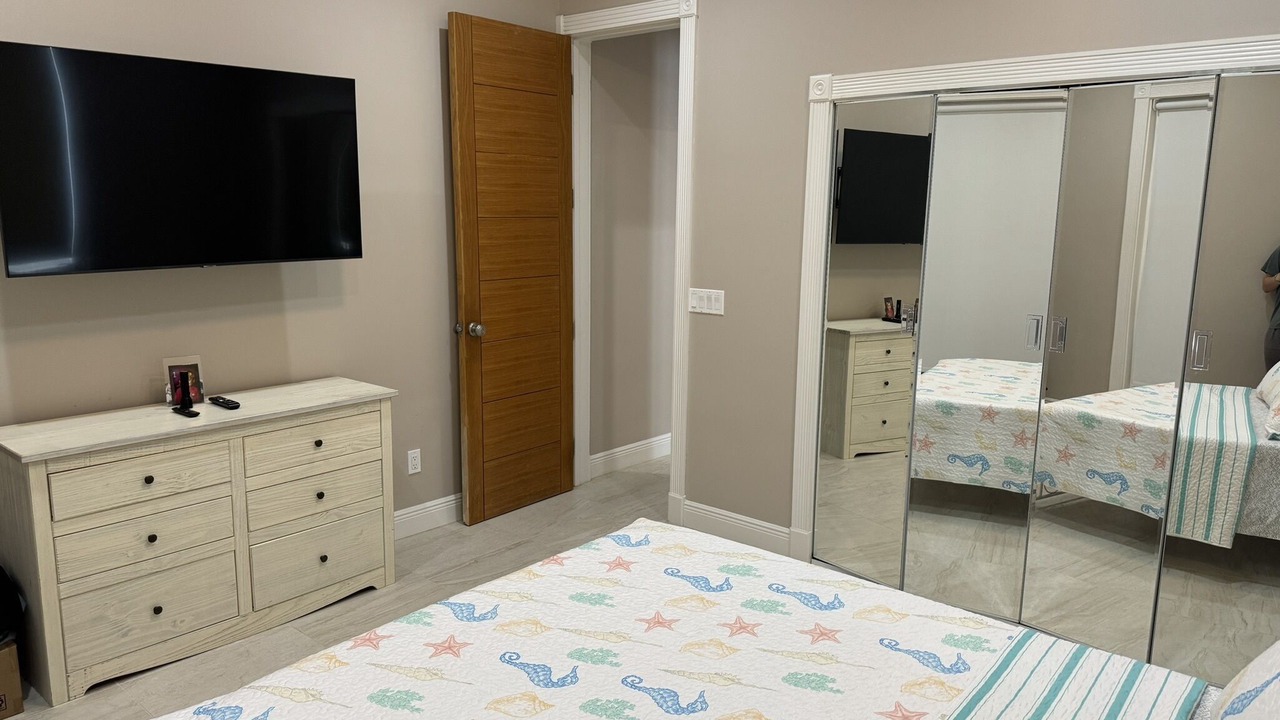 Photo of Bedroom in Lubbers Quarters Cay