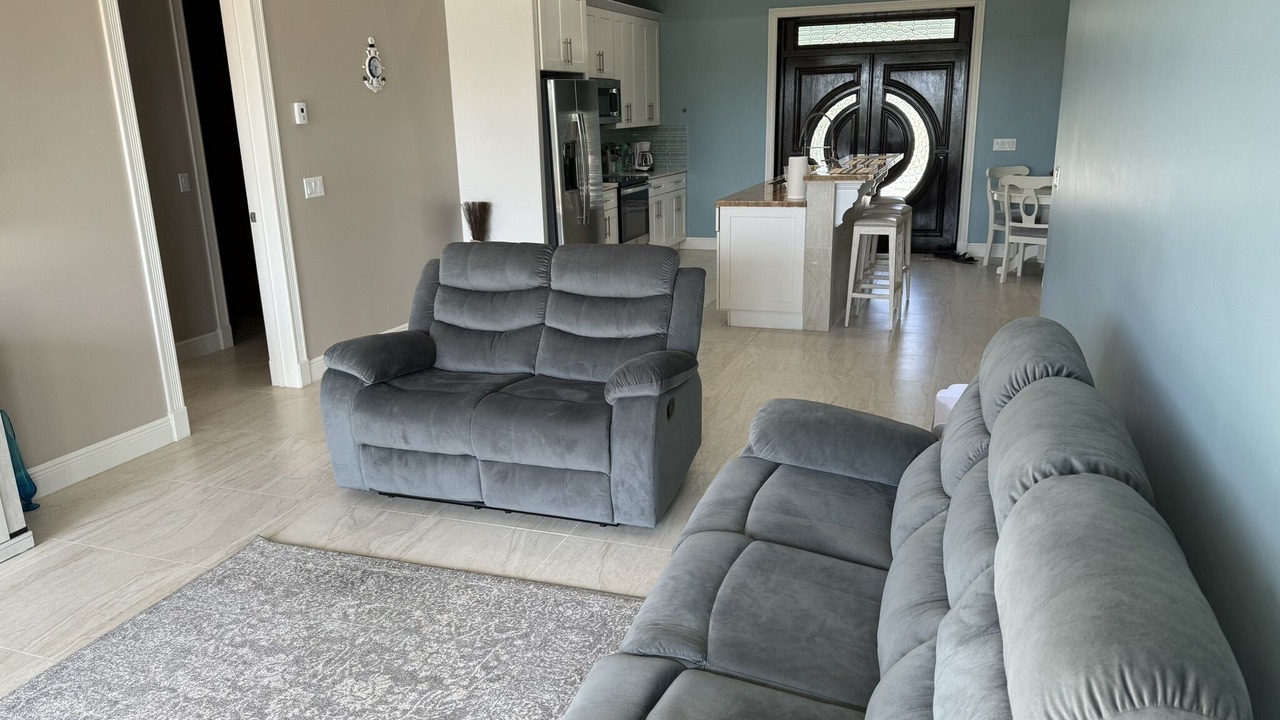 Photo of Livingroom in Lubbers Quarters Cay
