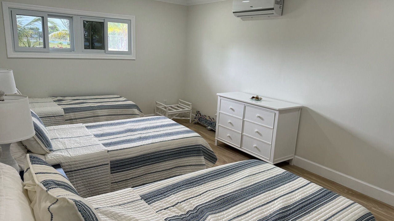 Photo of Bedroom in Treasure Cay