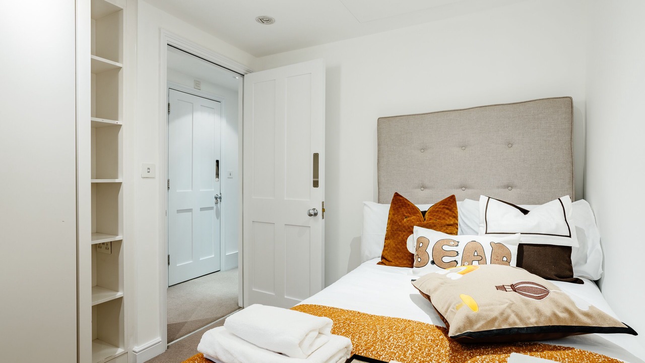Photo of Bedroom in Pimlico